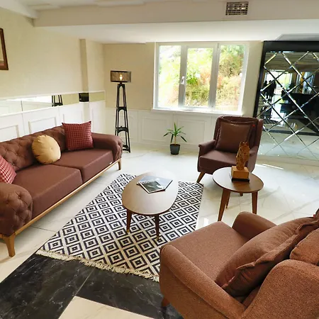 يلدز لايف 4*